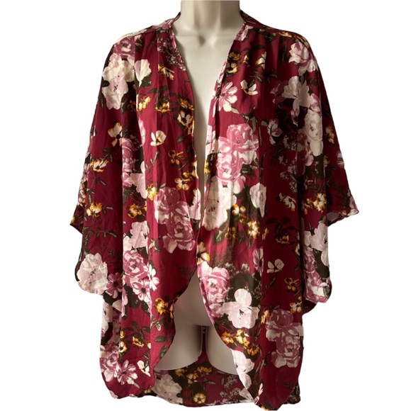 Miss Chievous Floral Bat Wing Style Kimono Cardigan | Size Medium - Picture 1 of 7
